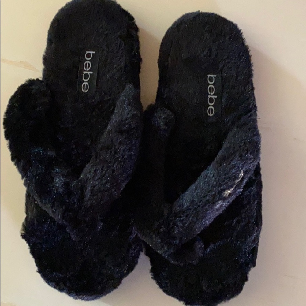 BEBE FUR FLIP FLOPS SIZE M 8-8.5